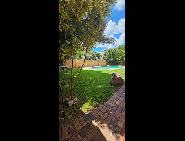4 BEDROOM FREESTANDING FOR SALE IN BRITS CENTRAL
